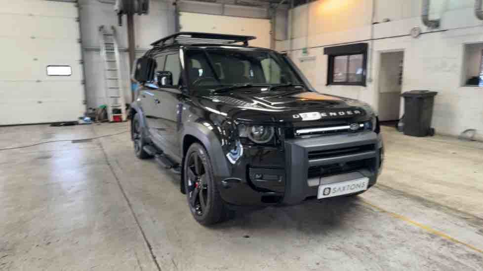 More views of Land Rover Defender 110