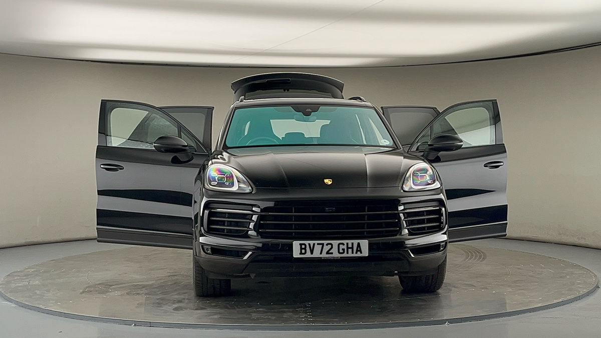 More views of Porsche Cayenne