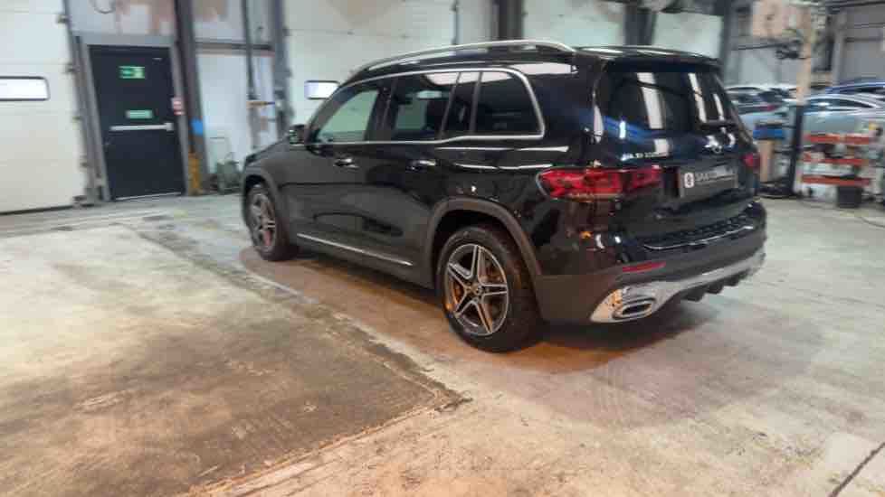 More views of Mercedes-Benz GLB