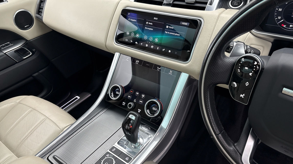 Land Rover Range Rover Sport Image 18