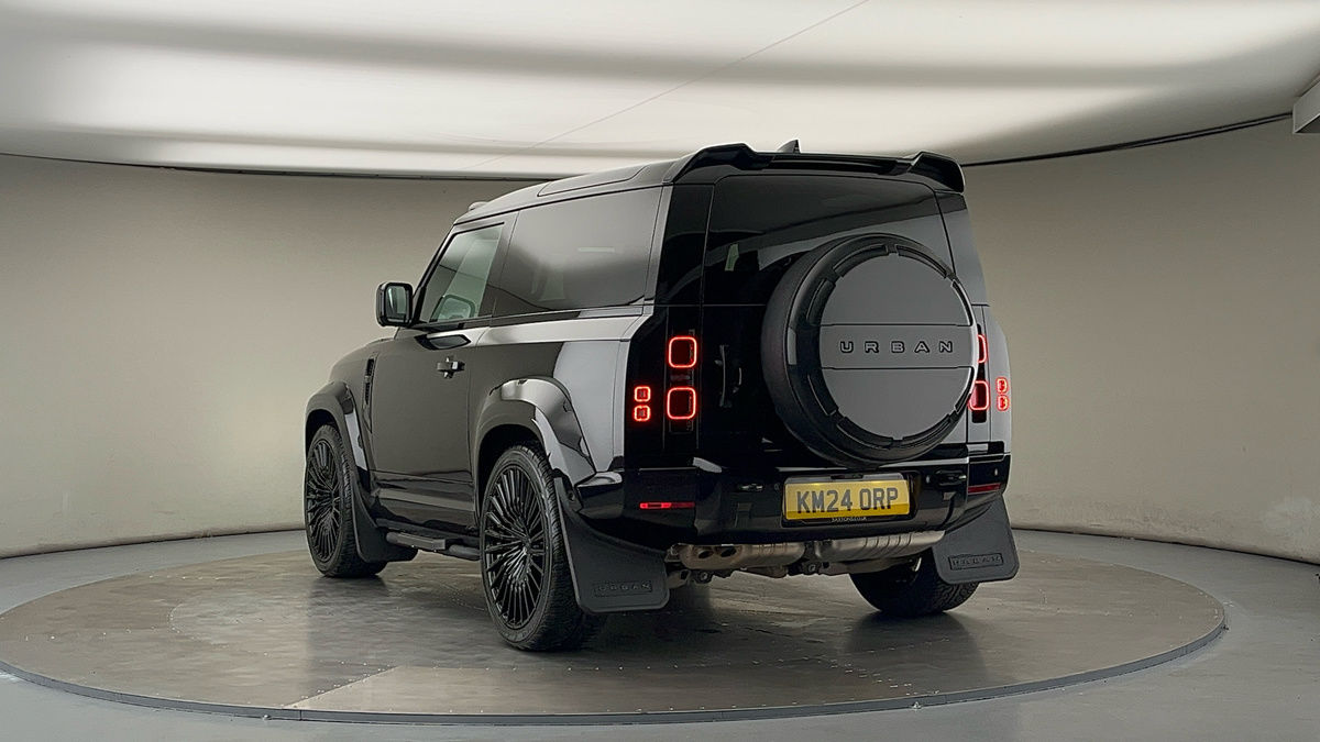 More views of Land Rover Defender 90