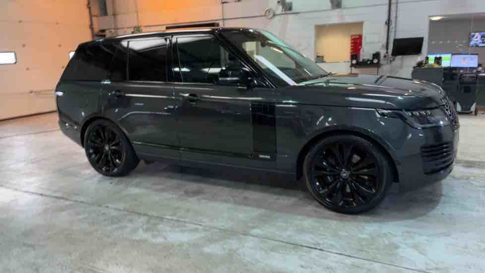 More views of Land Rover Range Rover