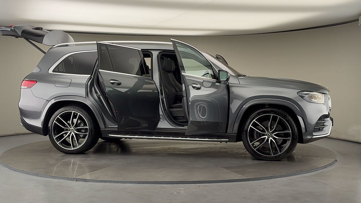 More views of Mercedes-Benz GLS