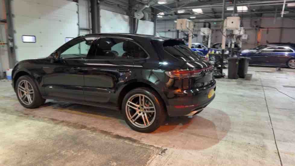 More views of Porsche Macan