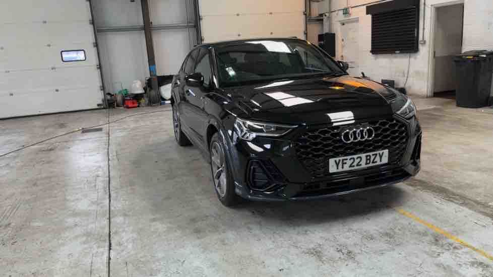 More views of Audi Q3