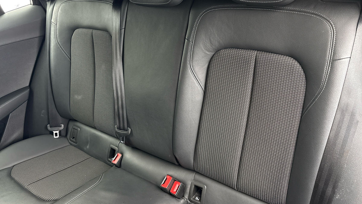 Audi Q2 Image 8