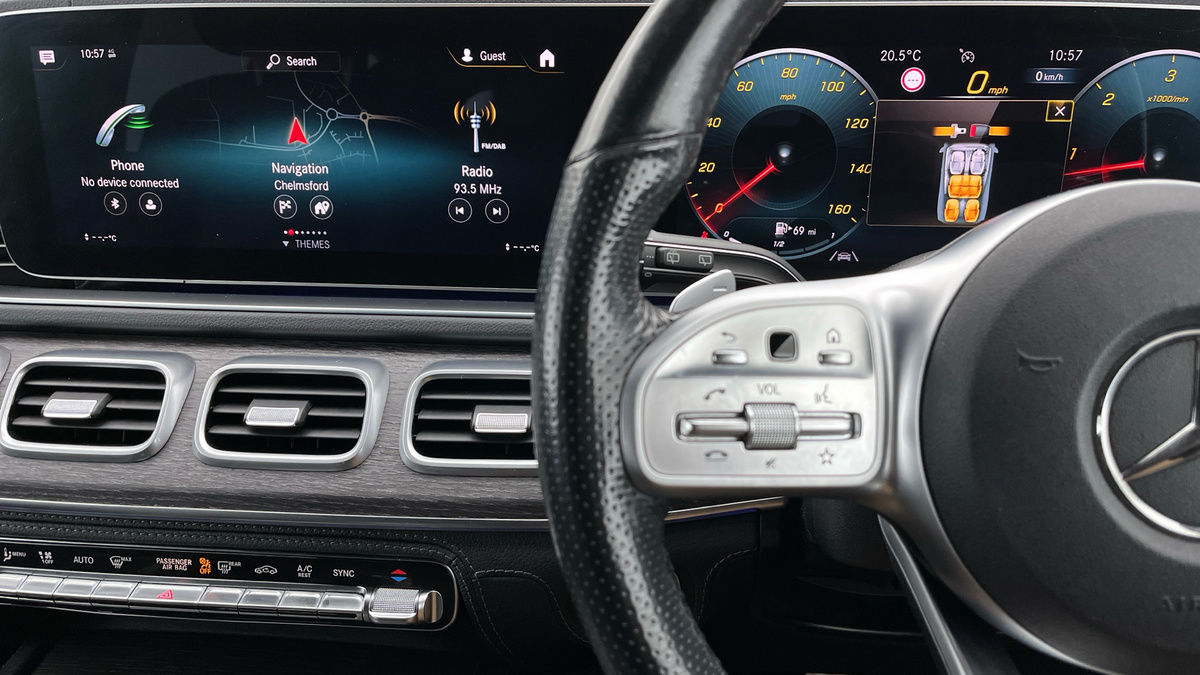 Mercedes-Benz GLE Image 13