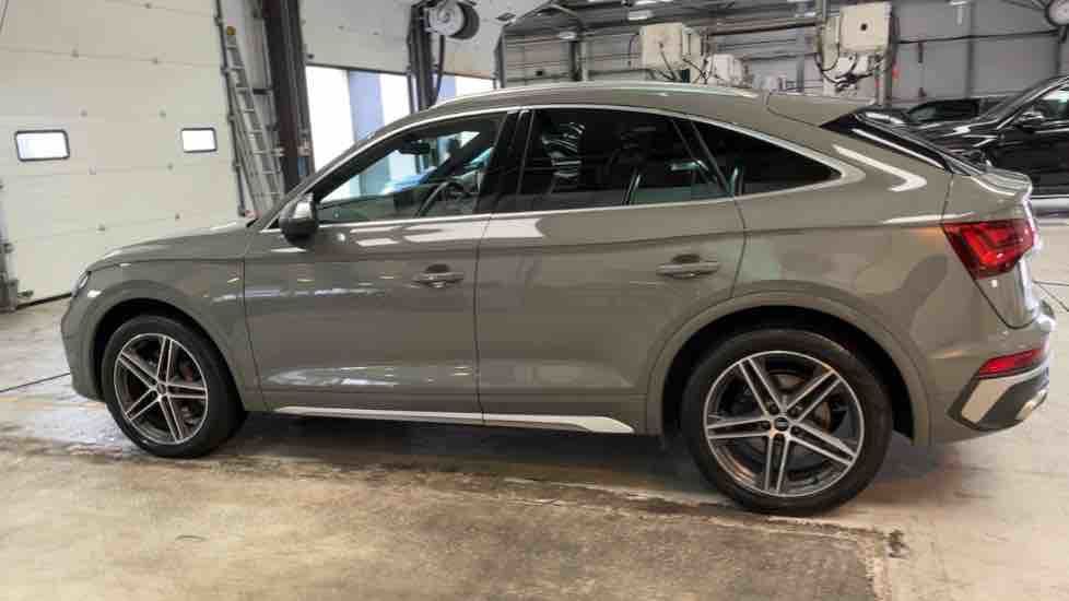 More views of Audi SQ5