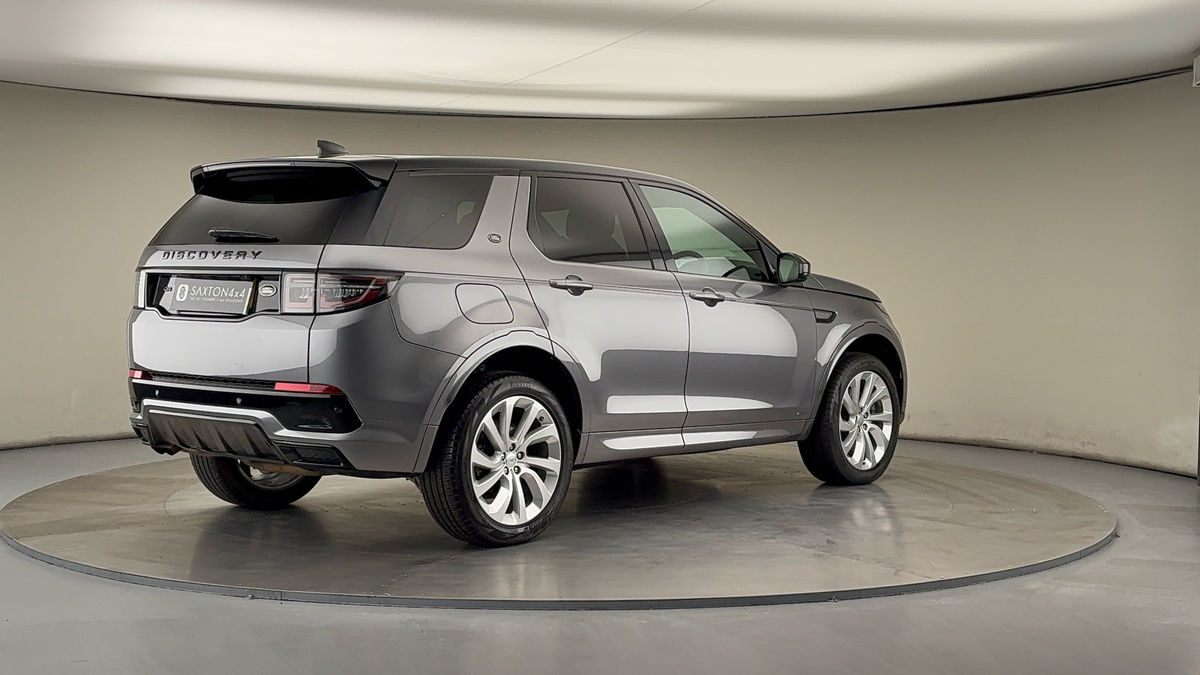 Land Rover Discovery Sport Image 21
