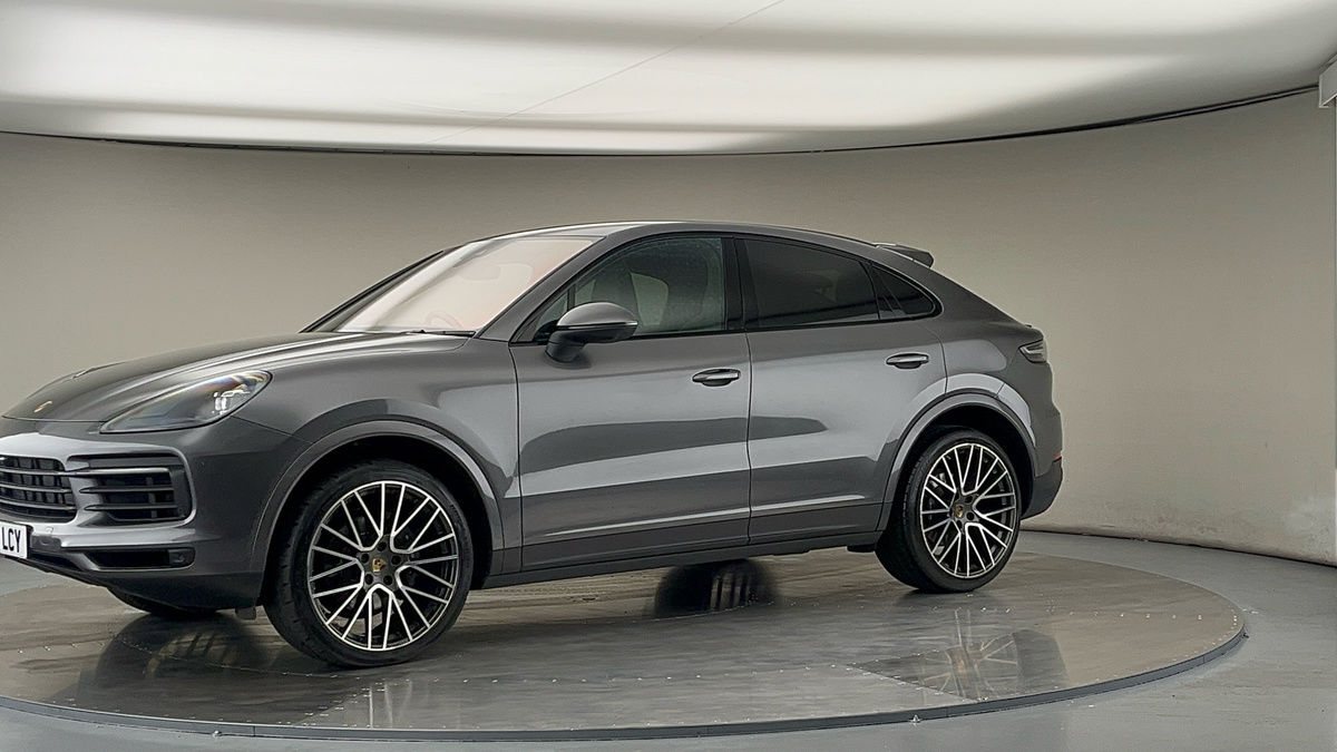 More views of Porsche Cayenne