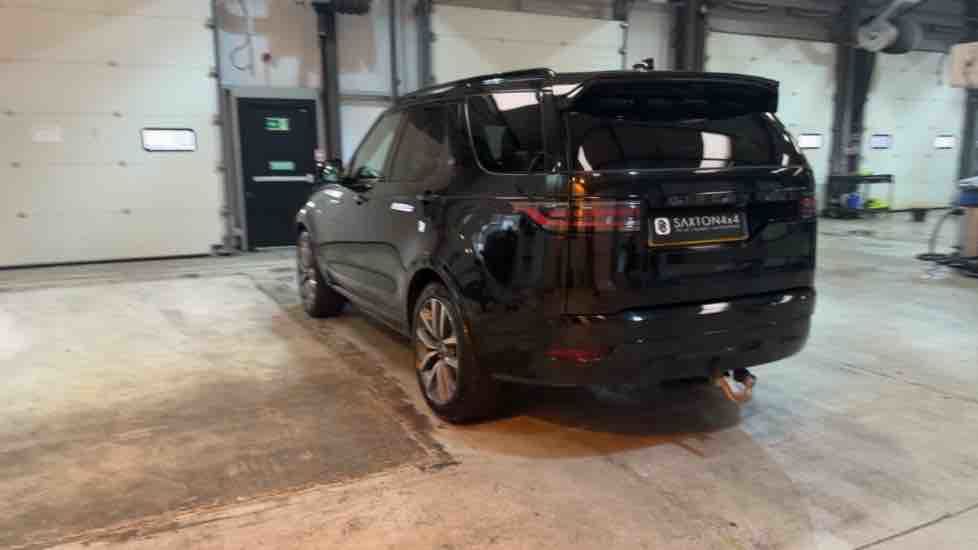 More views of Land Rover Discovery