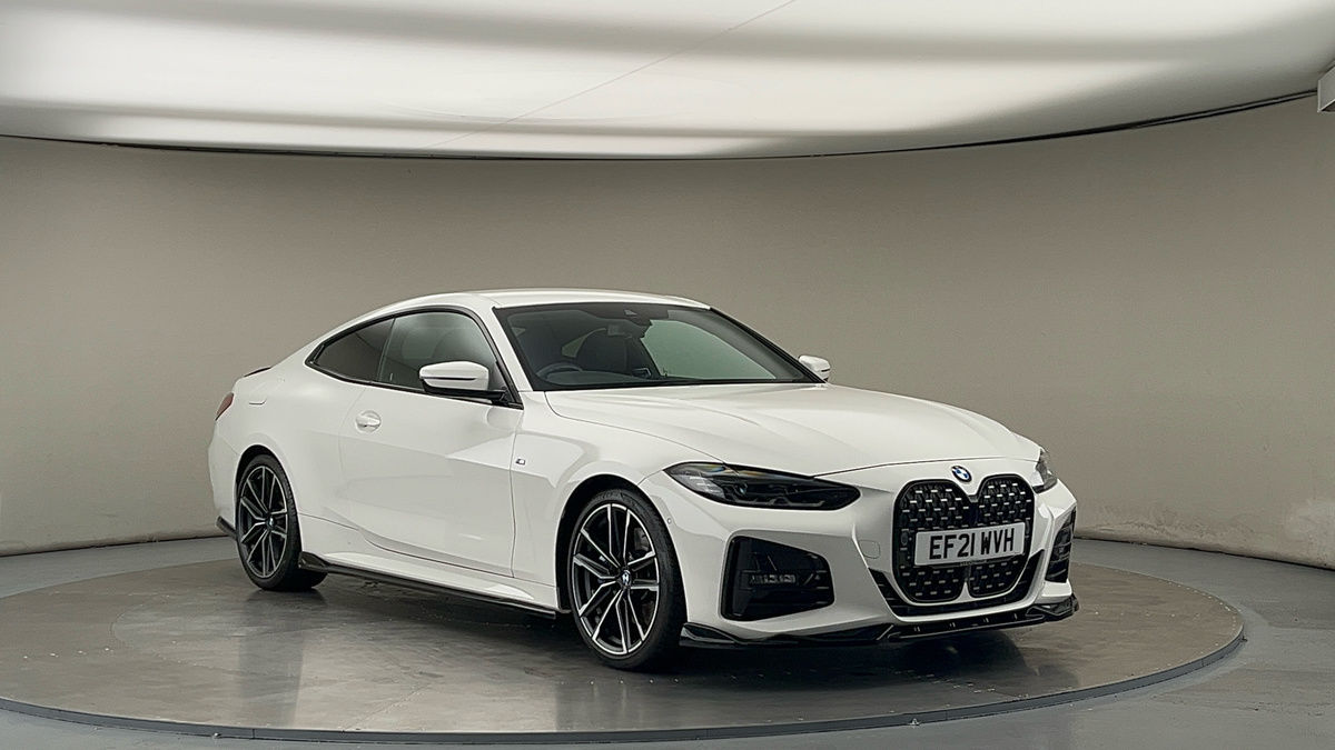 BMW 4 Series Sticky Header Image
