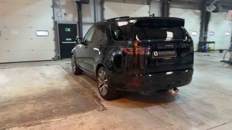 More views of Land Rover Discovery