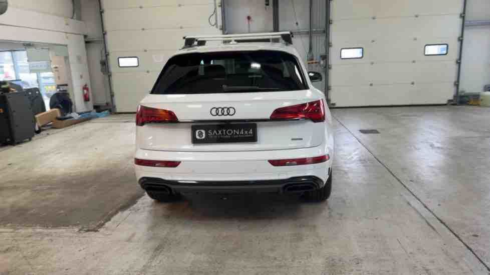 More views of Audi Q5