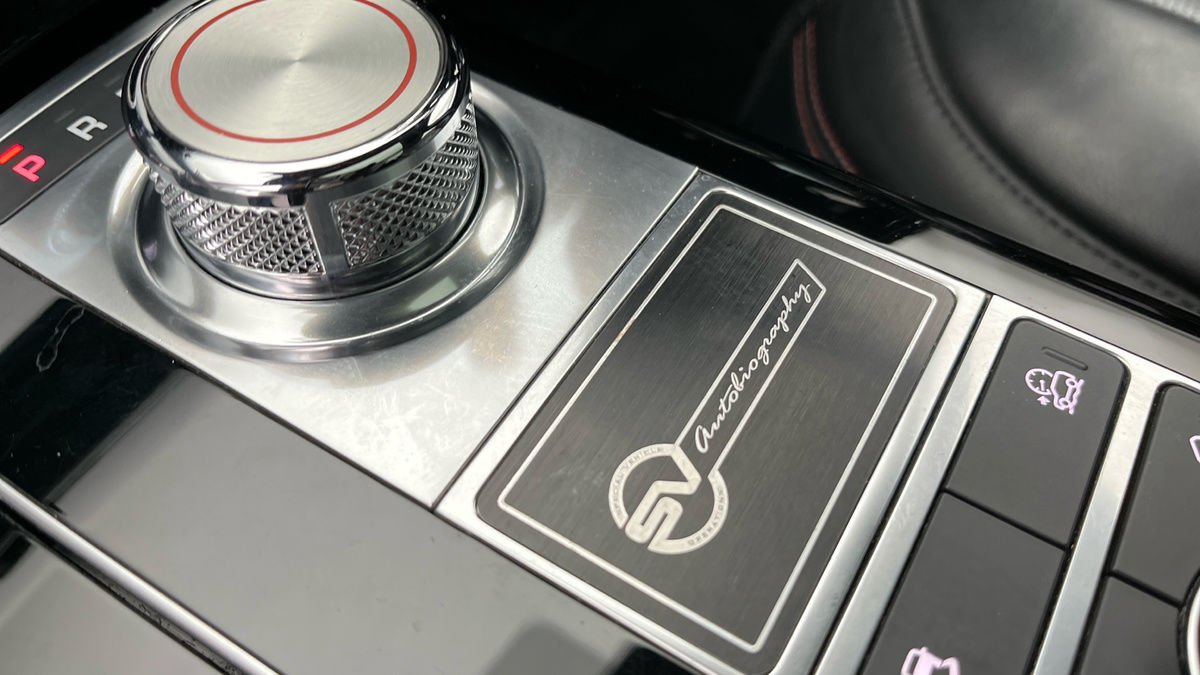 Land Rover Range Rover Image 25