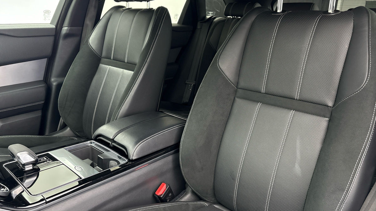 Land Rover Range Rover Velar Image 7