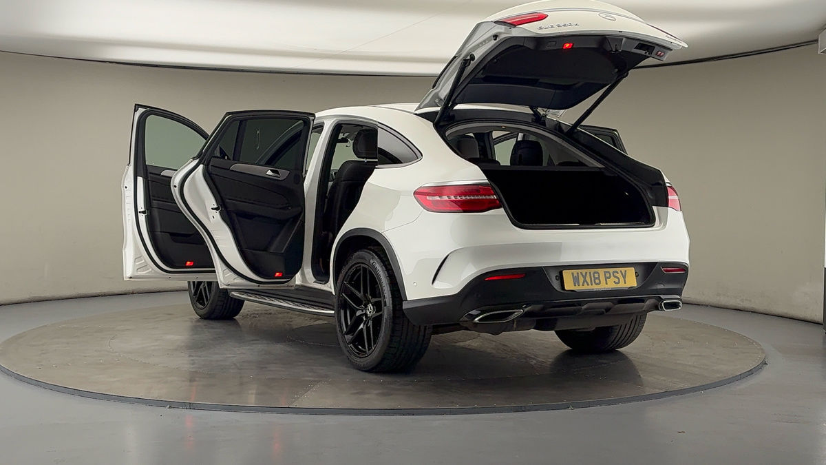 Mercedes-Benz GLE Image 23