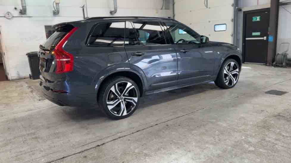 More views of Volvo XC90