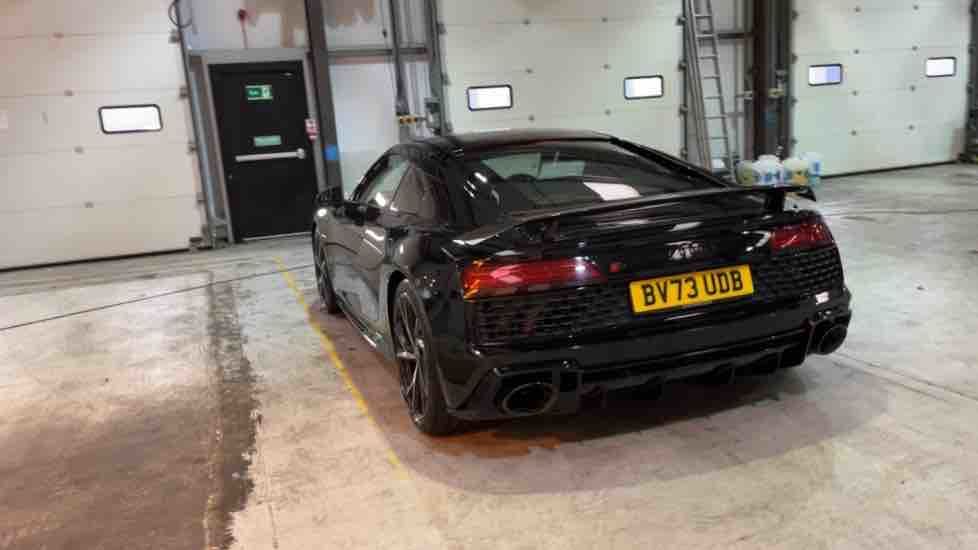 More views of Audi R8