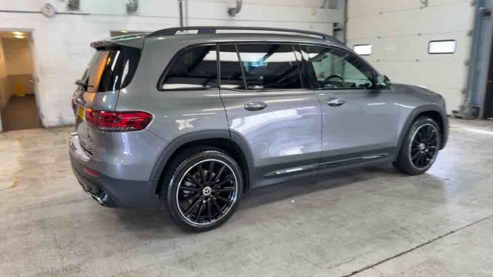 More views of Mercedes-Benz GLB