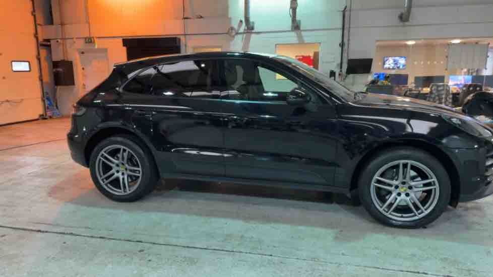 More views of Porsche Macan