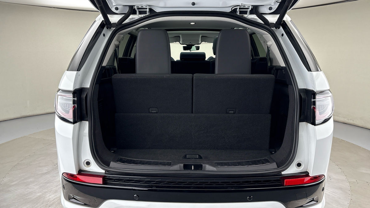 Land Rover Discovery Sport Image 11