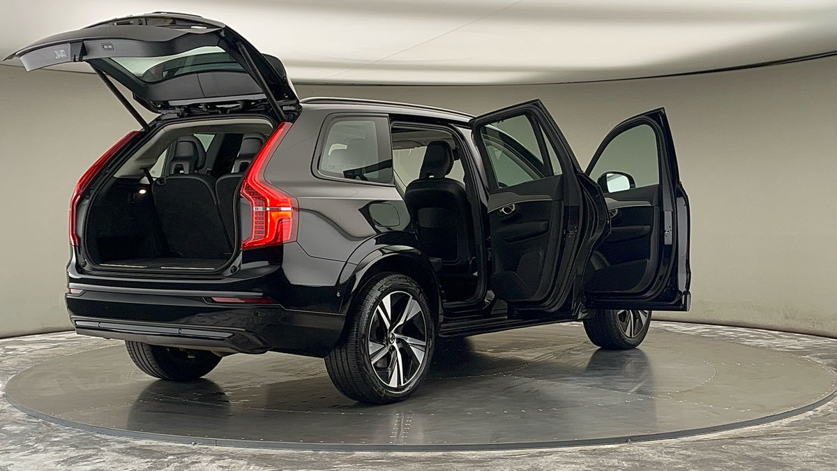 More views of Volvo XC90