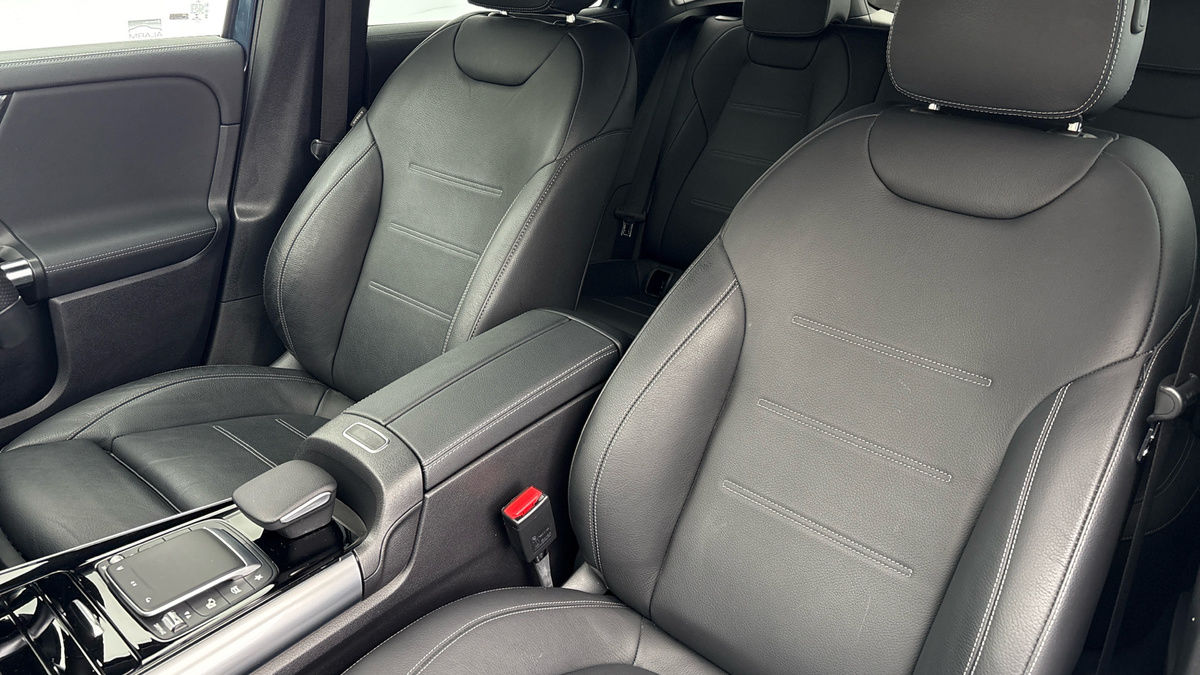Mercedes-Benz GLA Image 7