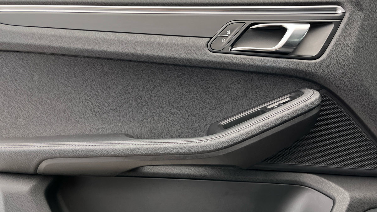 Porsche Macan Image 19