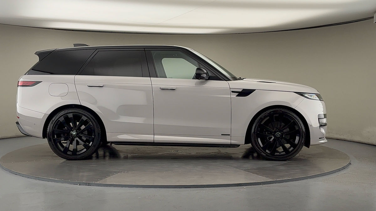 Land Rover Range Rover Sport Image 16