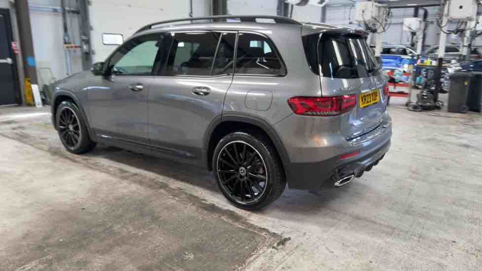 More views of Mercedes-Benz GLB
