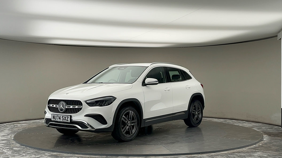 More views of Mercedes-Benz GLA