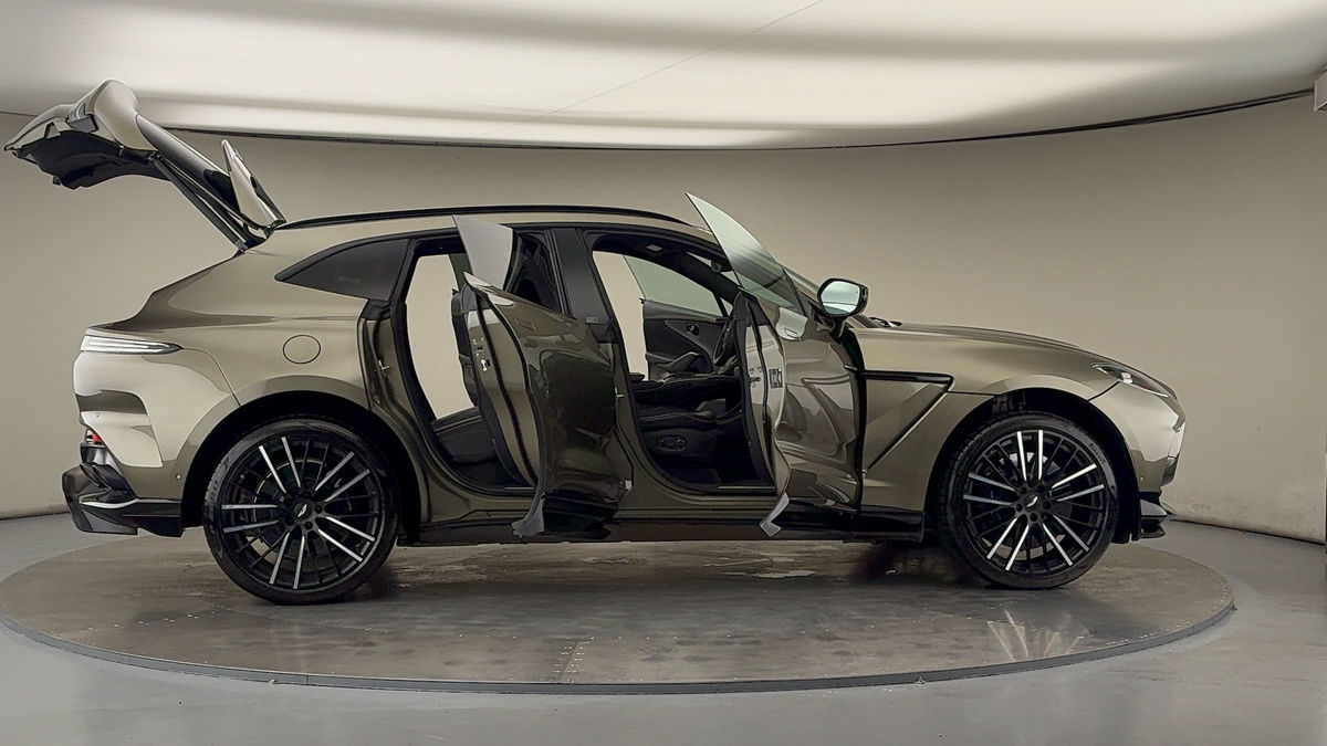 More views of Aston Martin DBX