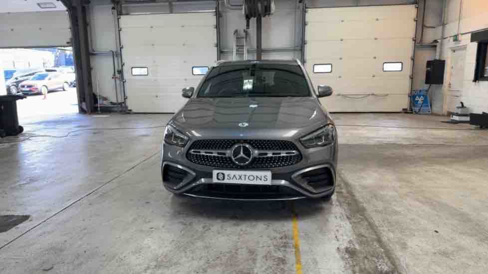 More views of Mercedes-Benz GLA