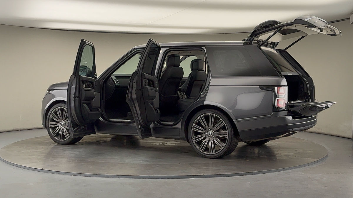 More views of Land Rover Range Rover
