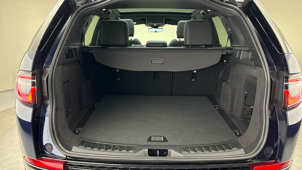Land Rover Discovery Sport Image 11
