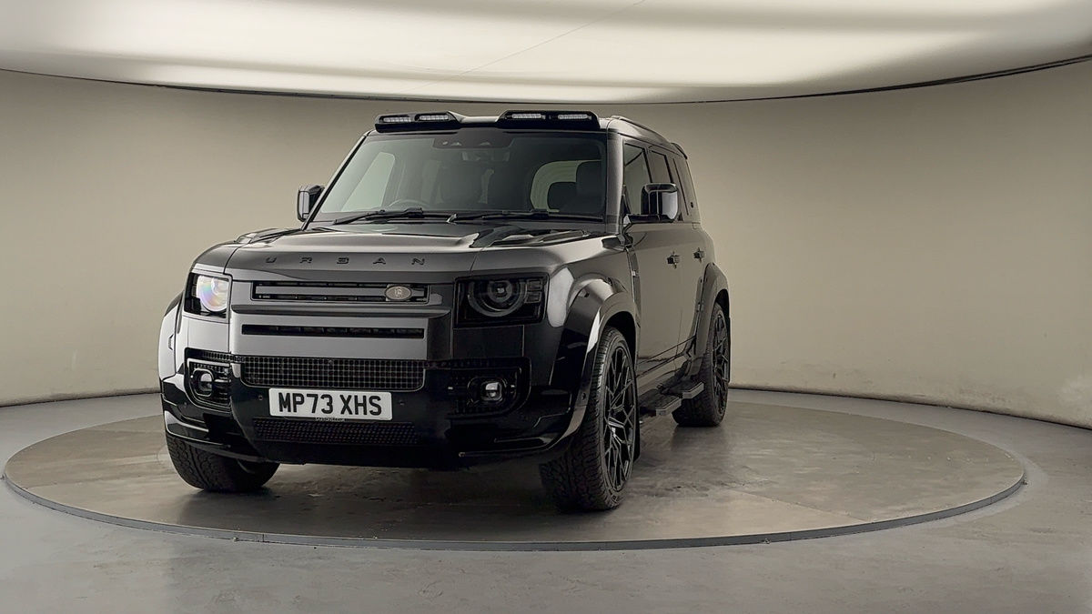 More views of Land Rover Defender 110