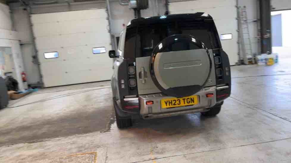More views of Land Rover Defender 130