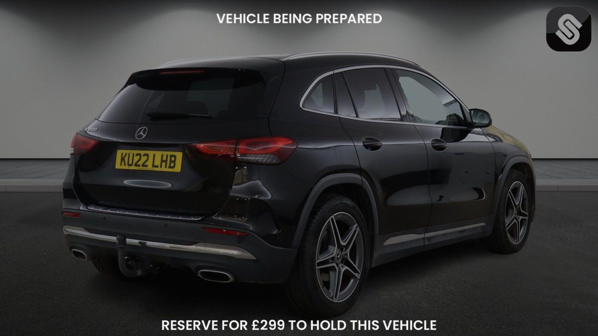 Mercedes-Benz GLA Image 4