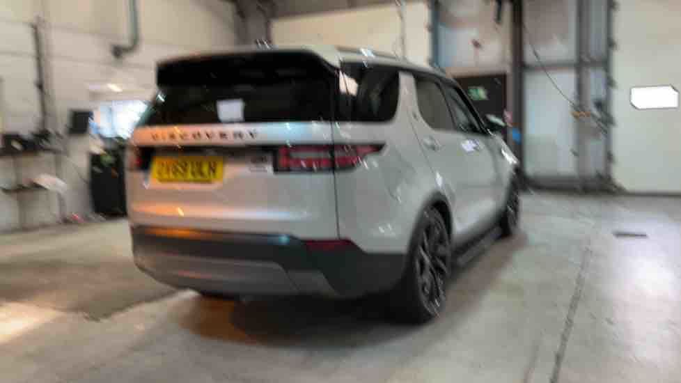 More views of Land Rover Discovery