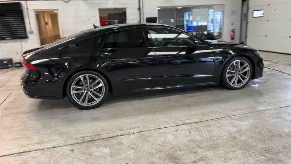 More views of Audi A7