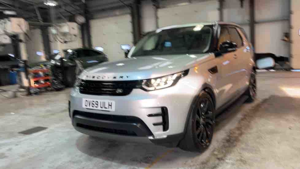 More views of Land Rover Discovery