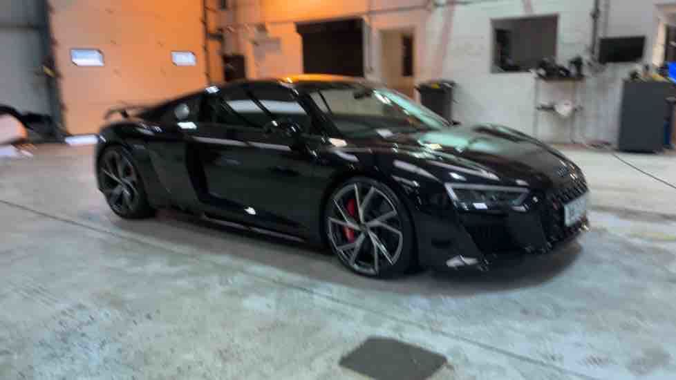 More views of Audi R8