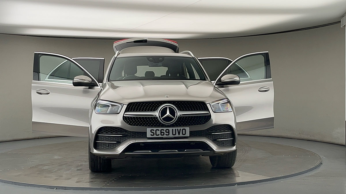 More views of Mercedes-Benz GLE