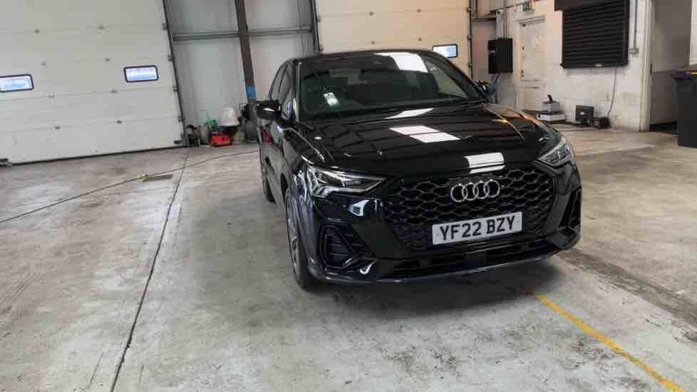 More views of Audi Q3