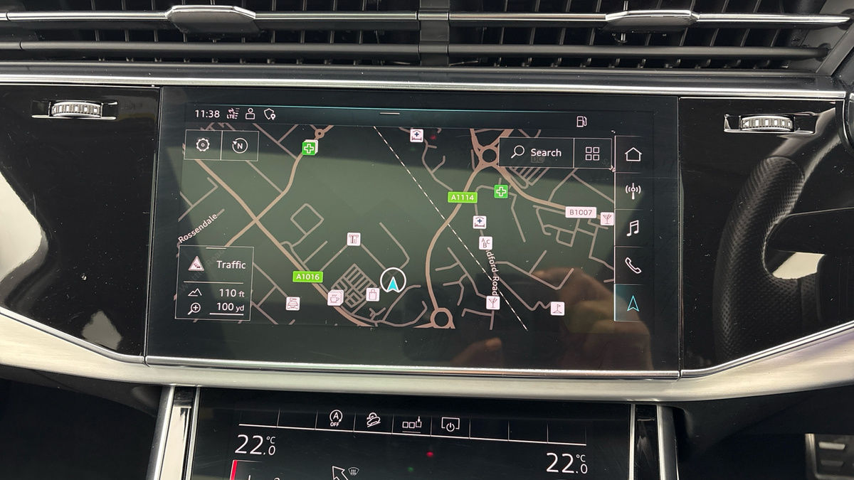 Audi Q7 Image 17