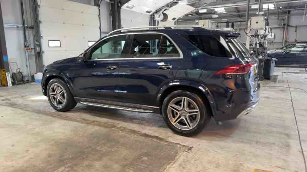 More views of Mercedes-Benz GLE