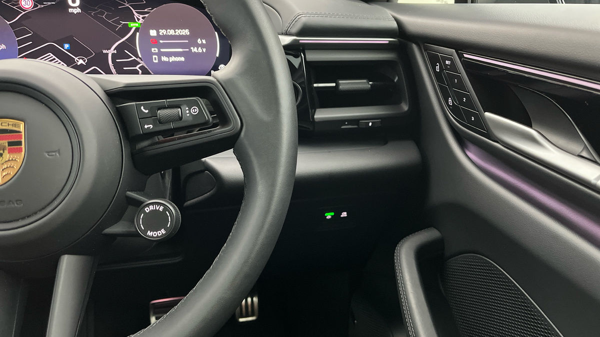 Porsche Macan Image 14