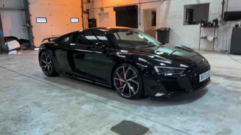 More views of Audi R8