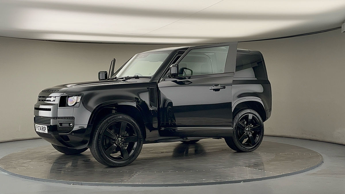 More views of Land Rover Defender 90